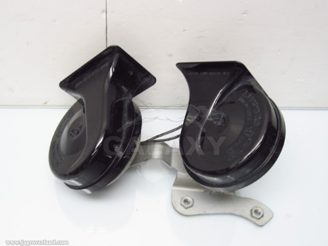 04-07 XJ 8 R Signal Horn Low High Note C2C9804 Tr99 - Galaxy